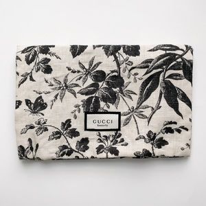 Gucci Herbarium Linen Cosmetic Bag Vanity Case Clutch Black Cream Purse Beauty